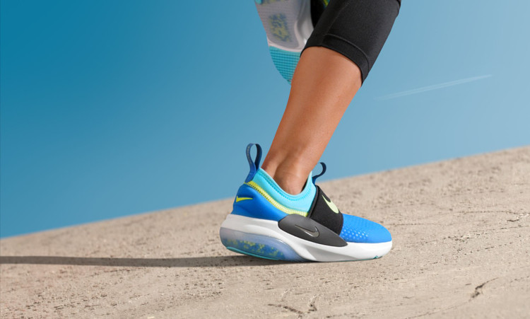کفش نایکی زنانه مخصوص پیاده روی