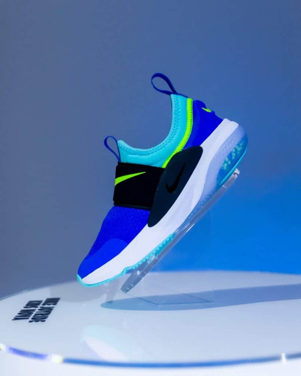 خرید اینترنتی کفش نایکی پیاده روی