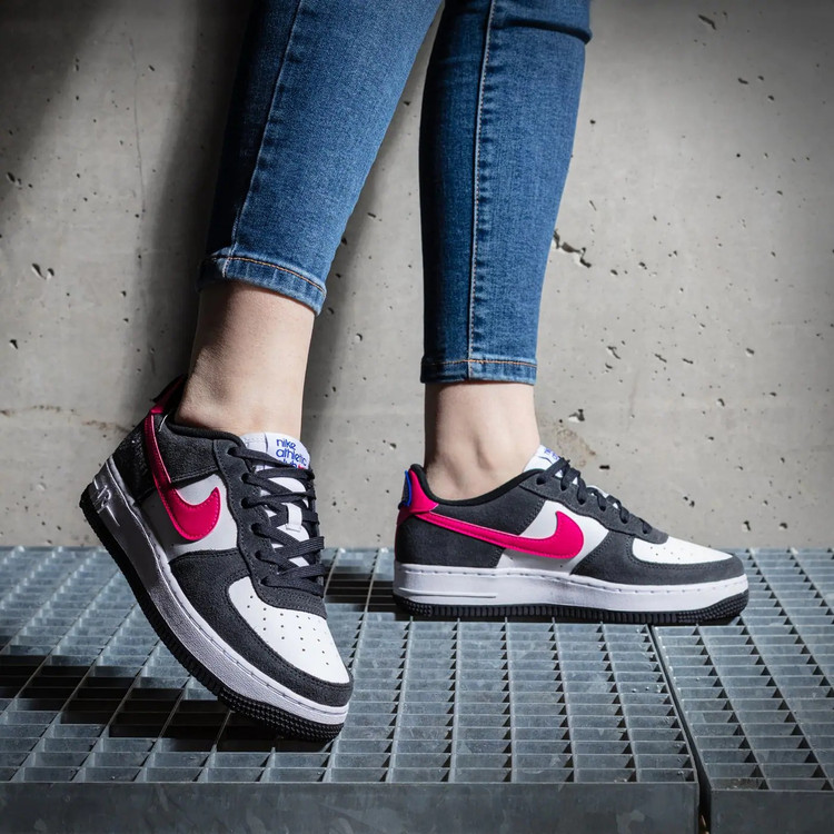 خرید کفش نایک